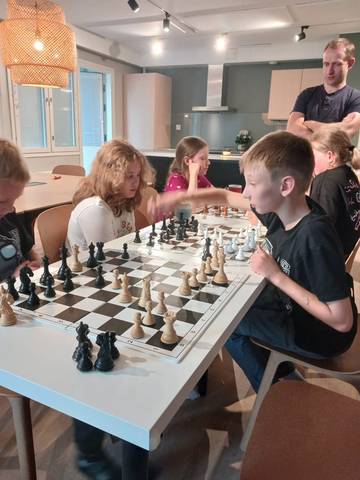 Chess club photo 6